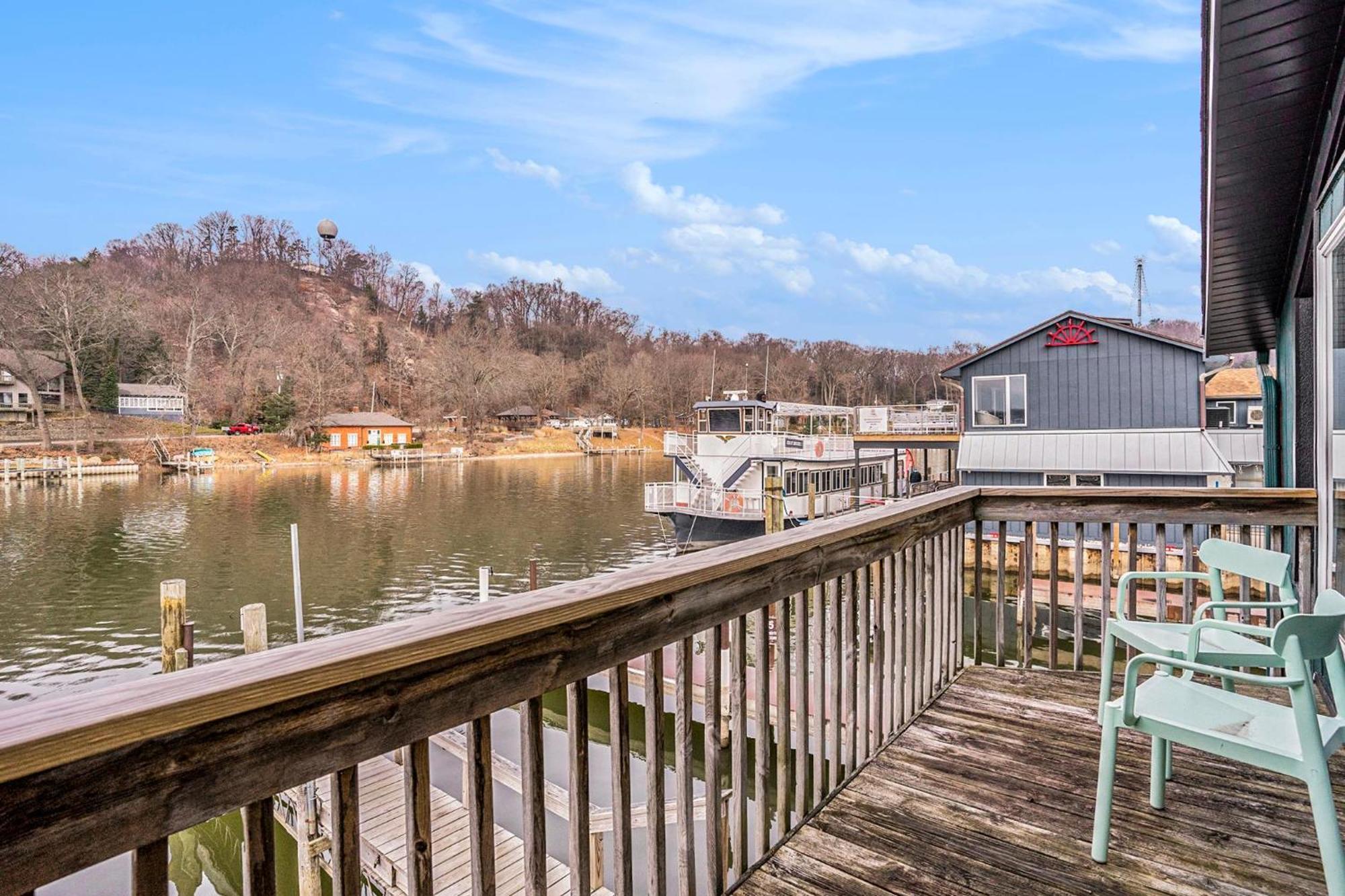 Riverside Suites - Unit B Saugatuck Eksteriør bilde