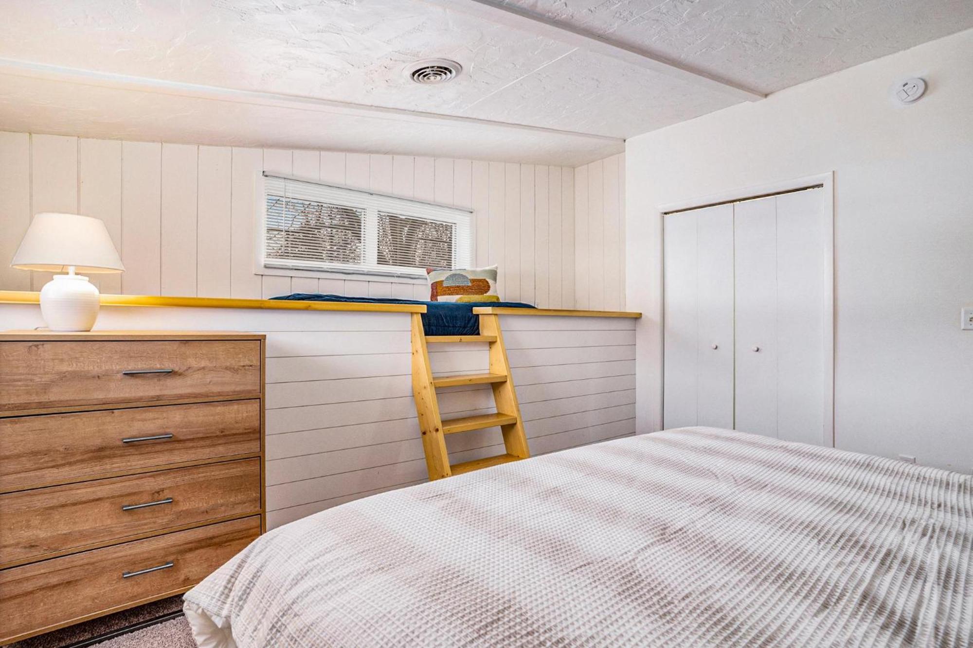Riverside Suites - Unit B Saugatuck Eksteriør bilde
