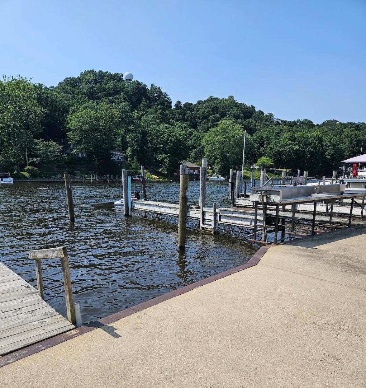 Riverside Suites - Unit B Saugatuck Eksteriør bilde